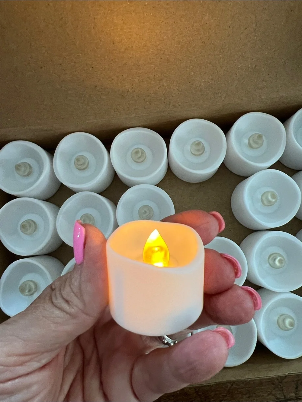 Set of White LED Tea Light Candles with Amber Flame with batteries (set if 24)